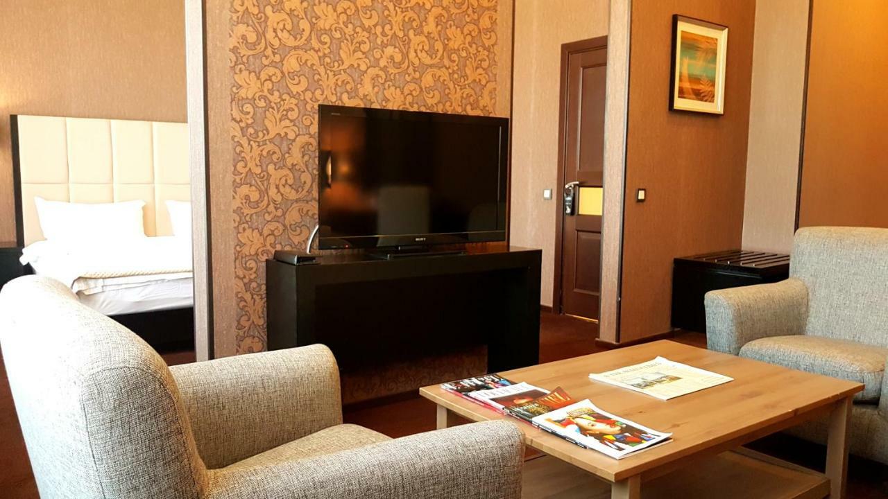 Jelsominohotel Nur-Sultan  Exterior photo